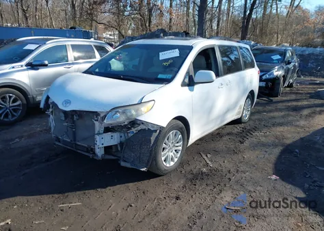 2014 Toyota Sienna Xle V6 8 Passenger from USA, damaged, VIN 5TDYK3DC3ES525254